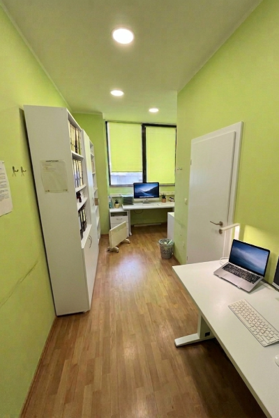 Dvojna pisarna 32 m² - slika 2