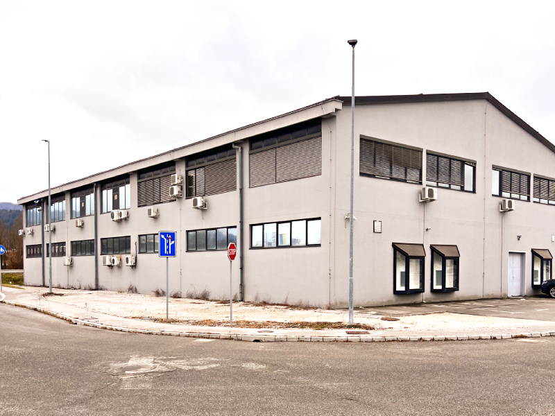 Objekt TvojPlac s parkiriščem - self storage Celje